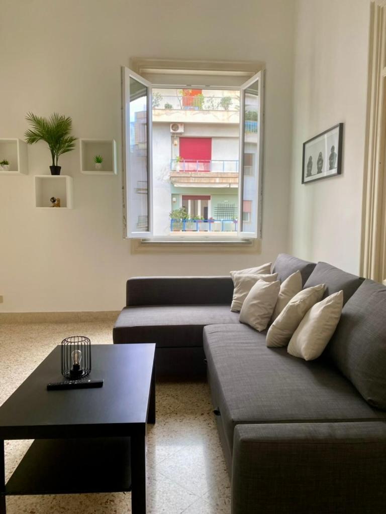 Urban Poet Retreat - Casa Di Vincenzo E Andrea 2 Apartment - Palermo, Palermo